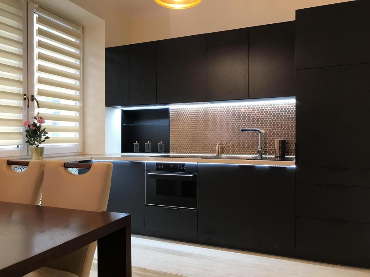 P&o Serviced Metro Mokotow Appartement *